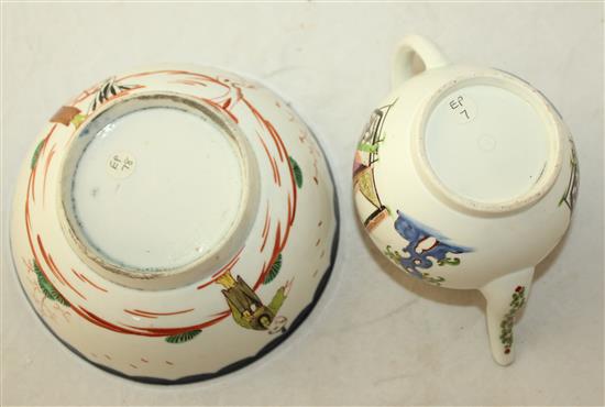 A Worcester Lady and the Loom teapot and a Liverpool bowl, c.1765-75, diameter 16cm